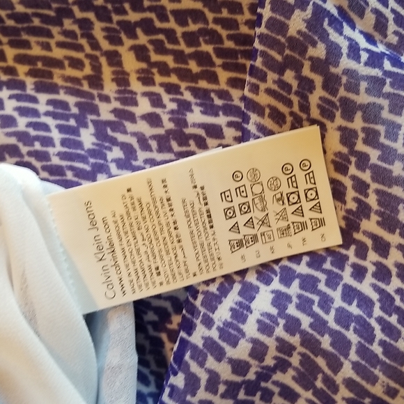 NWT size M Calvin Klein blue pattern tank - Picture 5 of 9